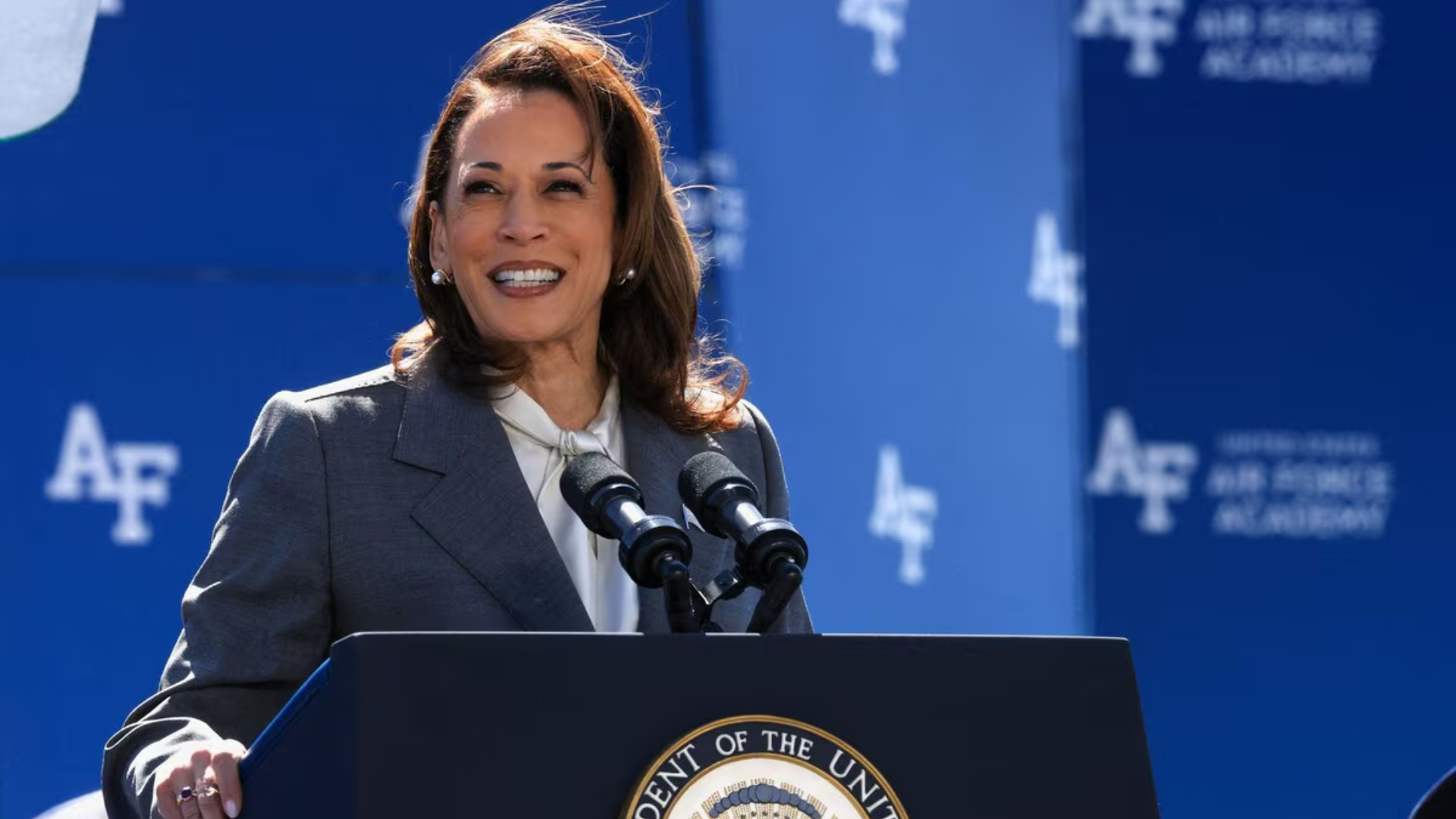 Kamala Harris Rallies Philly: Victory, Unity, and the Power of the People in Pennsylvania